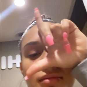 Meet your Posher, Iiz